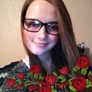 Meet your Posher, Jaymee